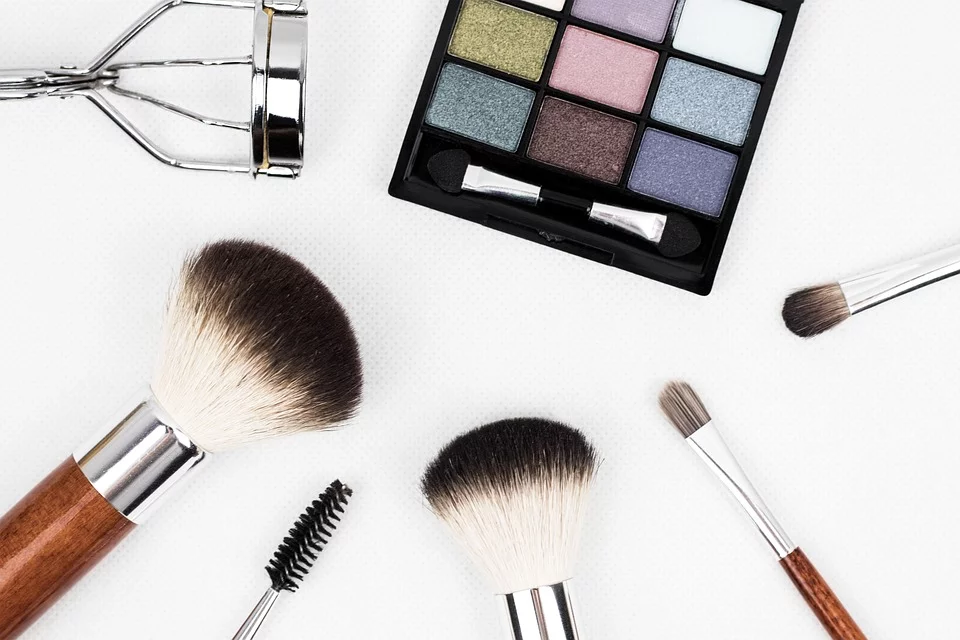 O novo coronavírus pode contaminar seus produtos de beleza?